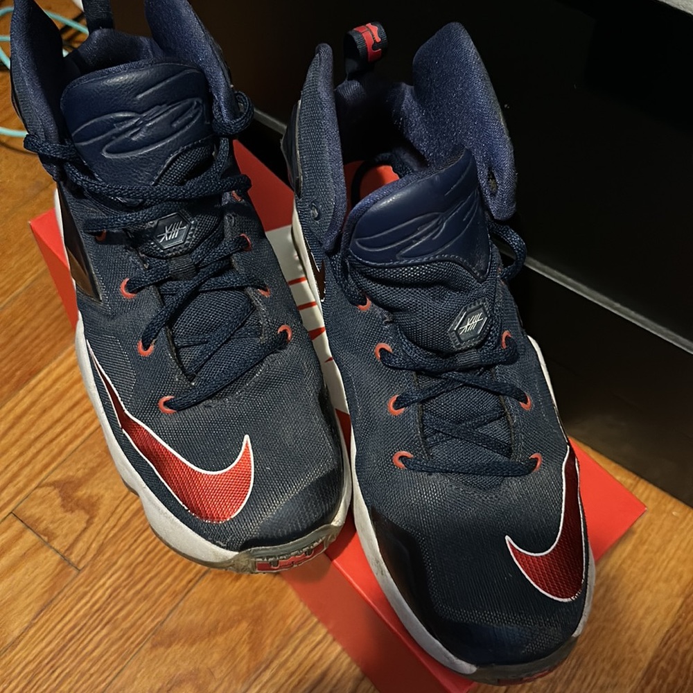 NIKE LEBRON XIII - Navy/White/Red.